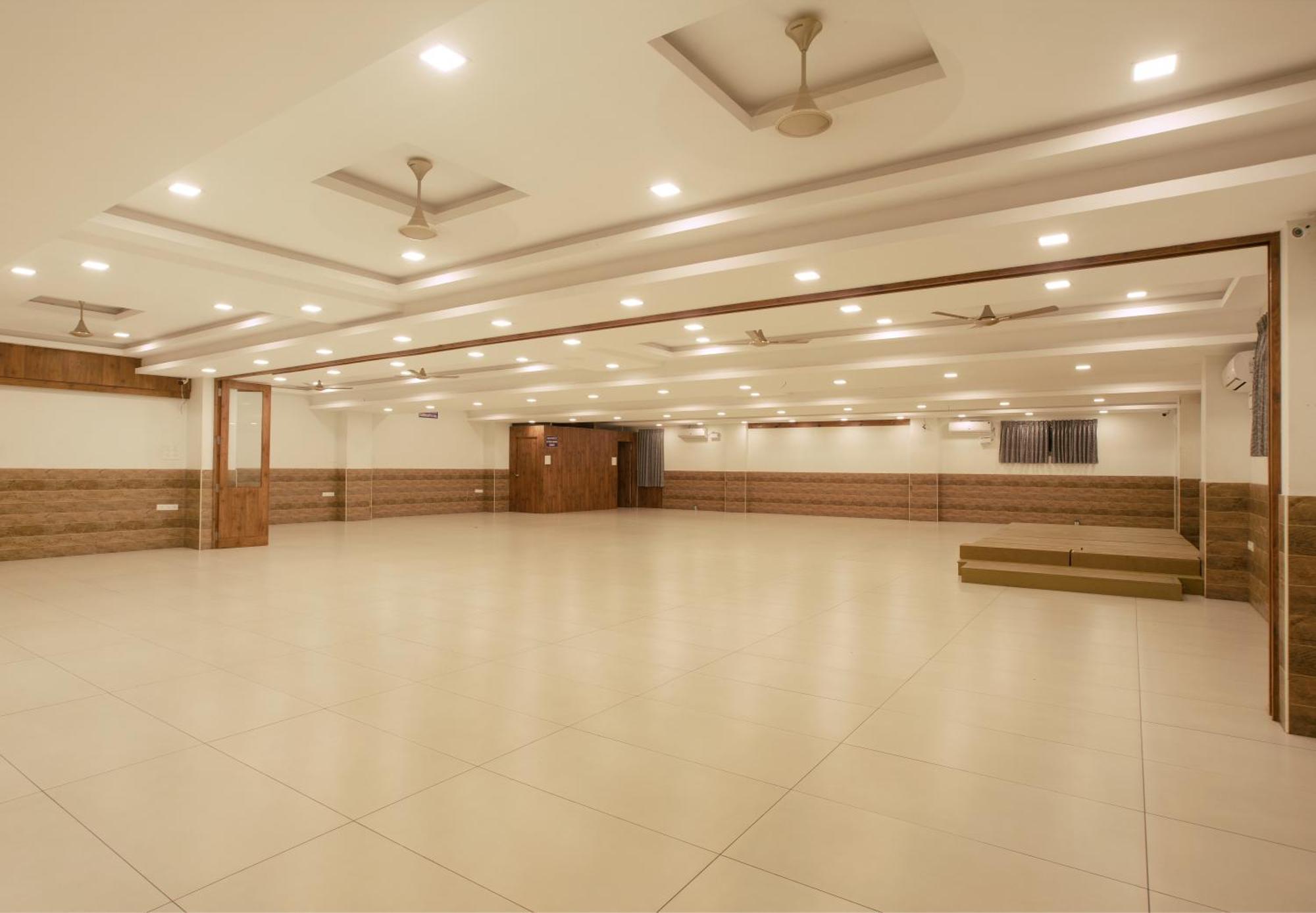 Manjhi Residency Hotel Tiruchirappalli Ngoại thất bức ảnh