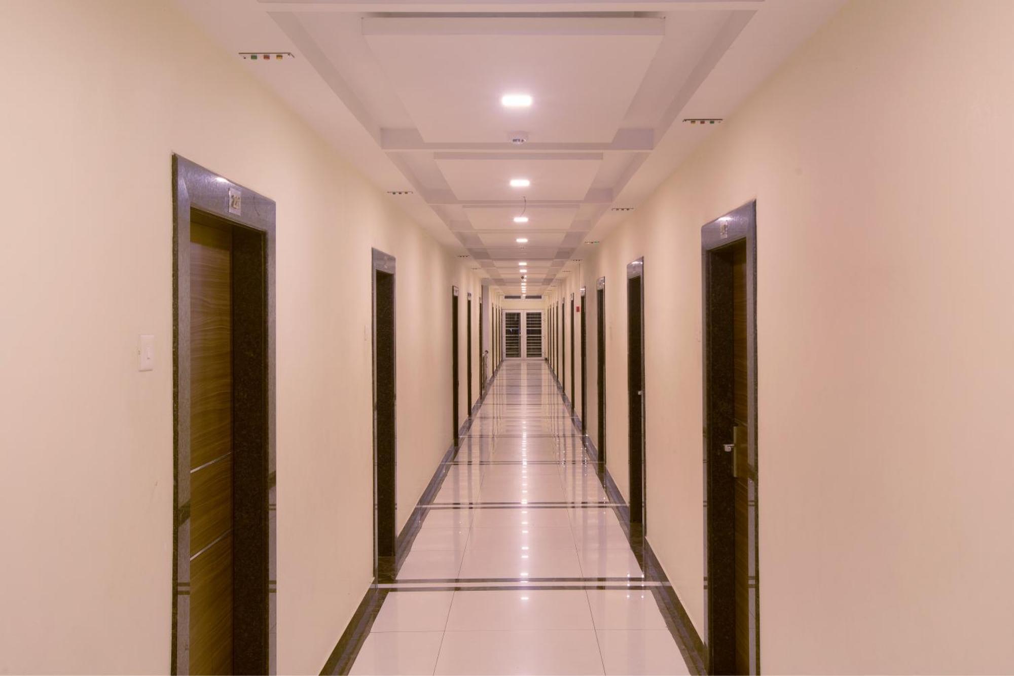 Manjhi Residency Hotel Tiruchirappalli Ngoại thất bức ảnh
