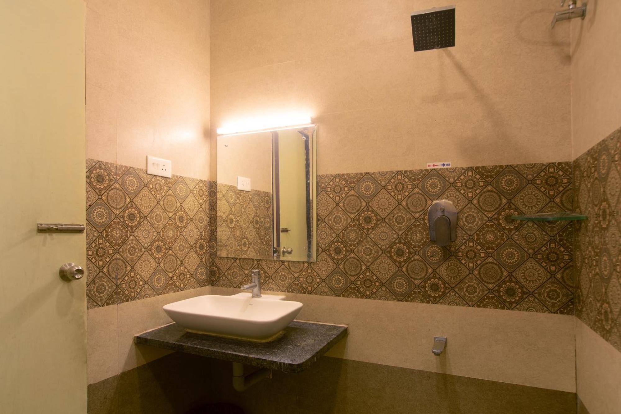 Manjhi Residency Hotel Tiruchirappalli Ngoại thất bức ảnh