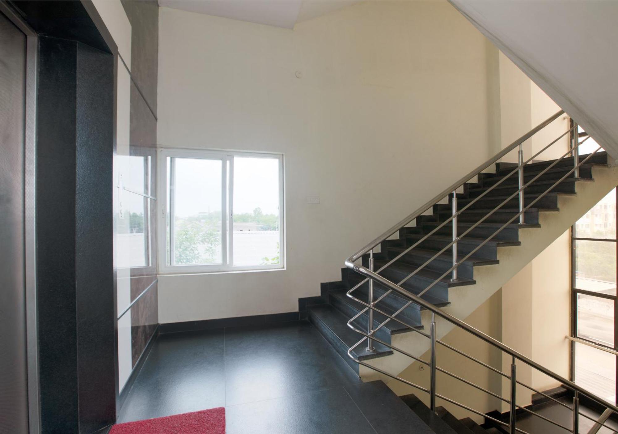 Manjhi Residency Hotel Tiruchirappalli Ngoại thất bức ảnh
